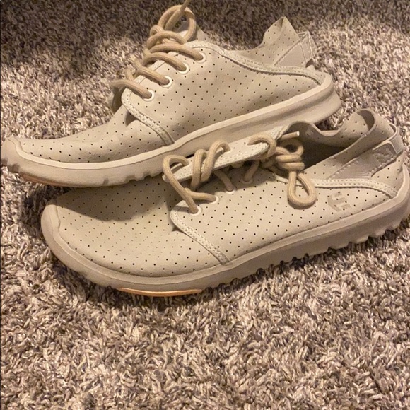 worn 2 times shoes - Picture 1 of 1
